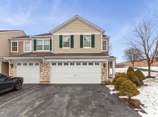 4005 Oak Tree Ln, Plainfield, IL 60586