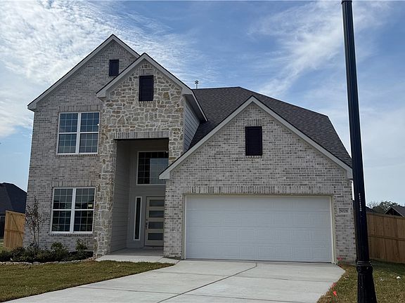 3rd image of 5028 Toscana Loop