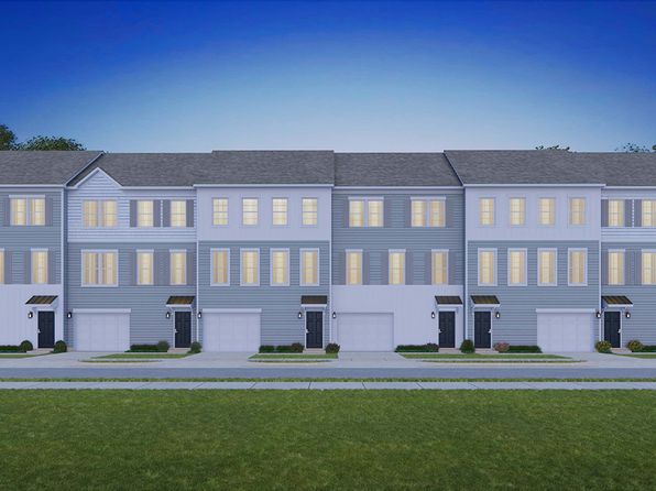 1112 Meadowlark Dr