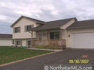 115 6th St, Green Isle, MN 55338