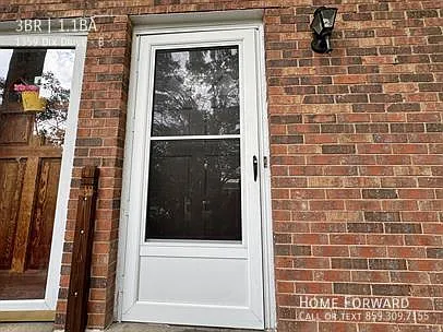 1359 Dix Dr #B — Photo 22