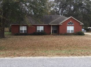 185 Bowen Bnd, Wetumpka, AL 36093
