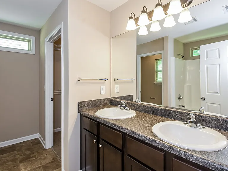 125 Bethany Manor Dr — Photo 13