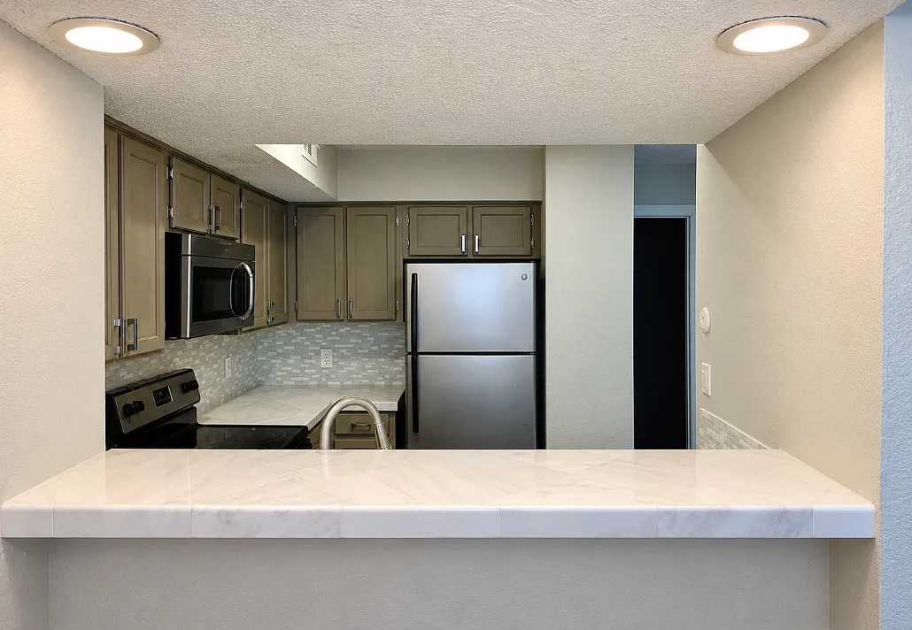 1 bed, 774 sqft, $1,295 — Photo 4