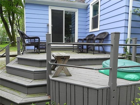 4th image of 52 Centennial Ave