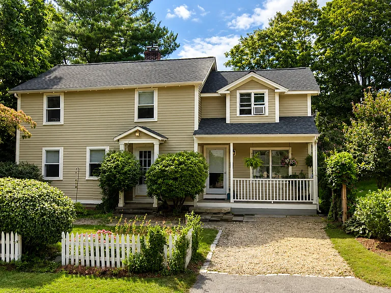 47 Elm St — Photo 1