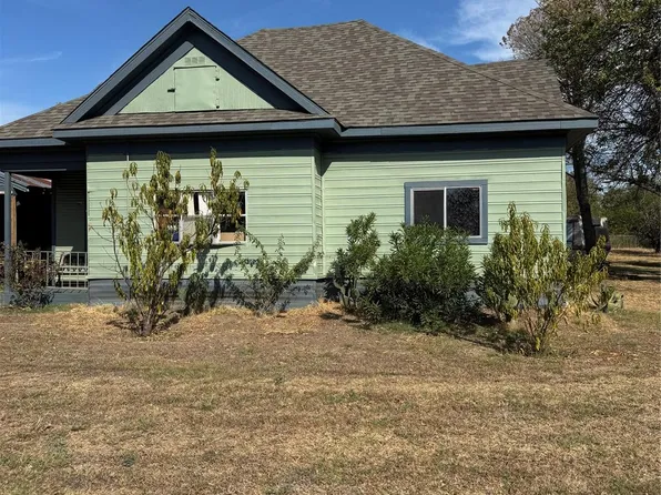102 N 6th St W, Dawson, TX 76639