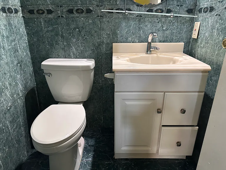 Powder room