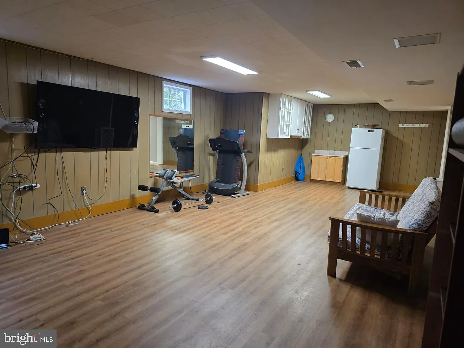 1 bed, 3927 sqft, $1,600 — Photo 2
