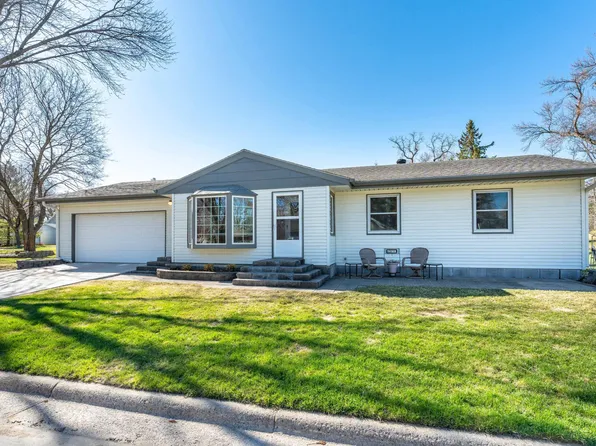 1034 Randolph Ave, Fergus Falls, MN 56537