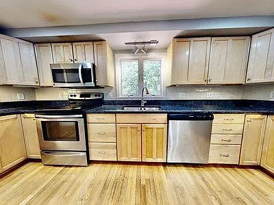 52 Eldred St — Photo 8