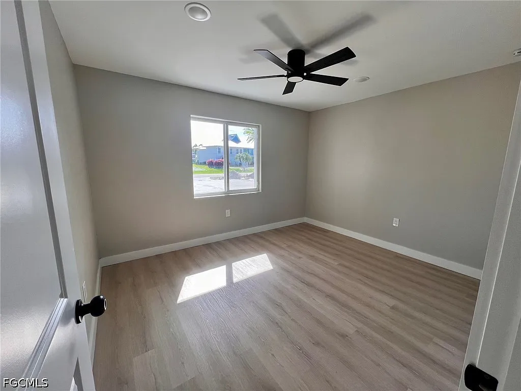 2 bed, 2.0 bath, 1270 sqft, $1,500 — Photo 3