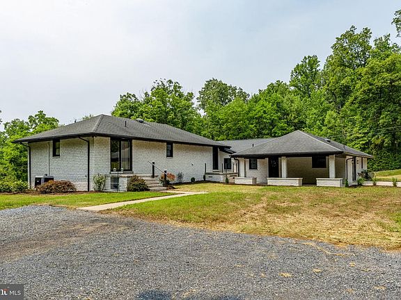 2nd image of 1265 Swamp Bridge Rd #L