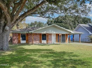 1220 W 14th St, Crowley, LA 70526