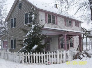 N1915 Sauk Trail Rd, Oostburg, WI 53070