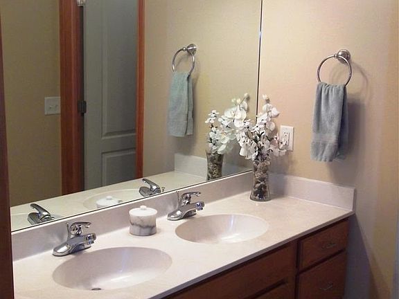 3rd image of 19554 Bluestem Ln