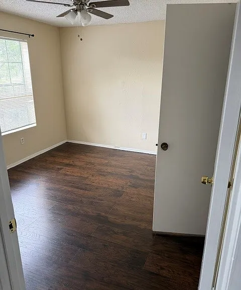 208 Afton Square At Pass — Photo 8