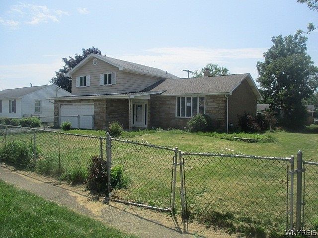 1st image of 4225 E Frontier Dr