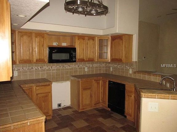 4th image of 4748 Lark Dr
