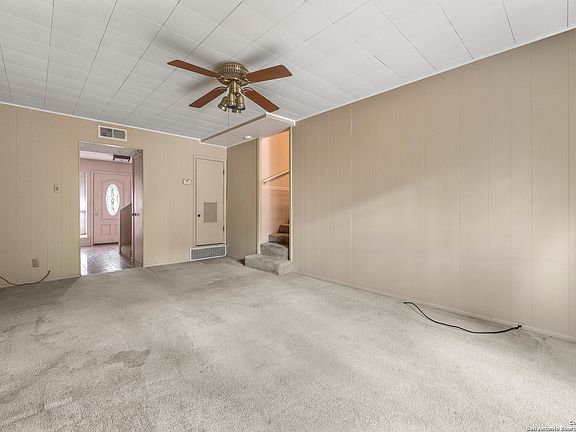 5th image of 10414 BURR OAK DR