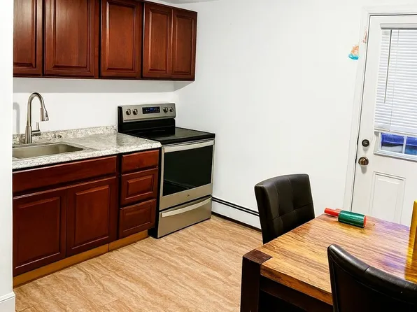 23 Magro Dr, North Babylon, NY 11703