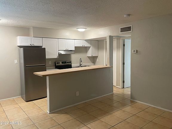 4th image of 6724 W PALMAIRE Avenue