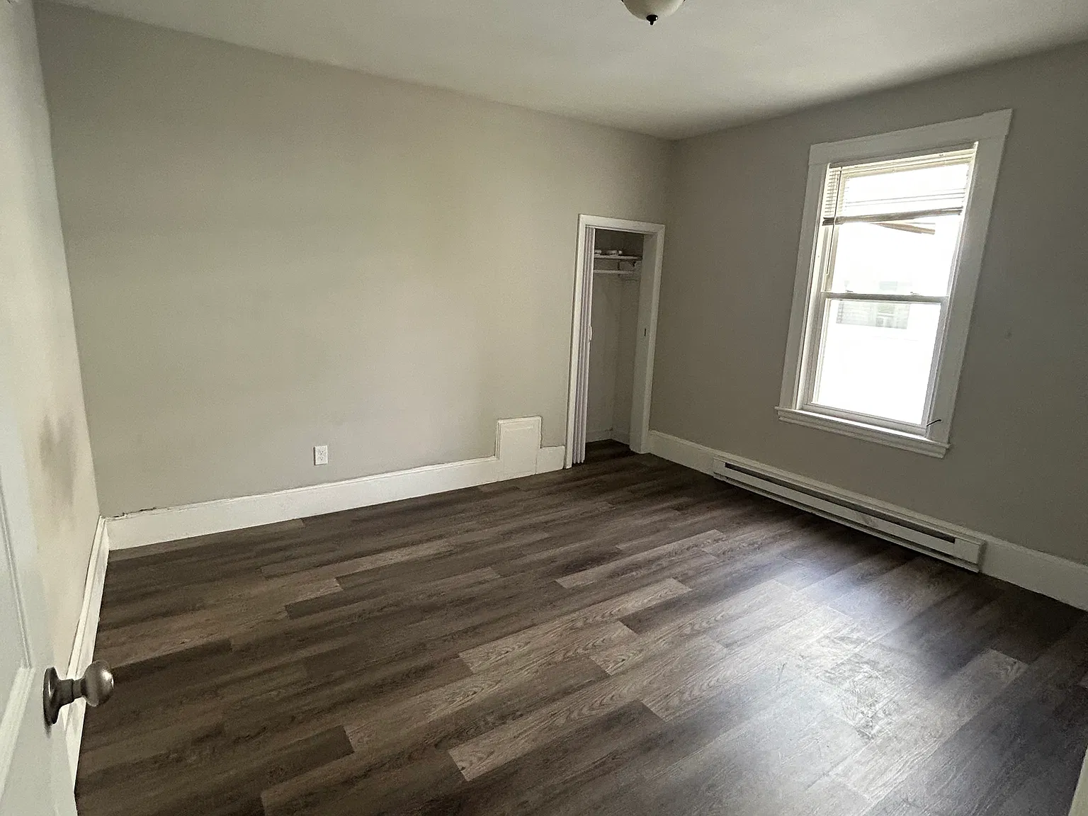 666 Metropolitan Ave — Photo 4