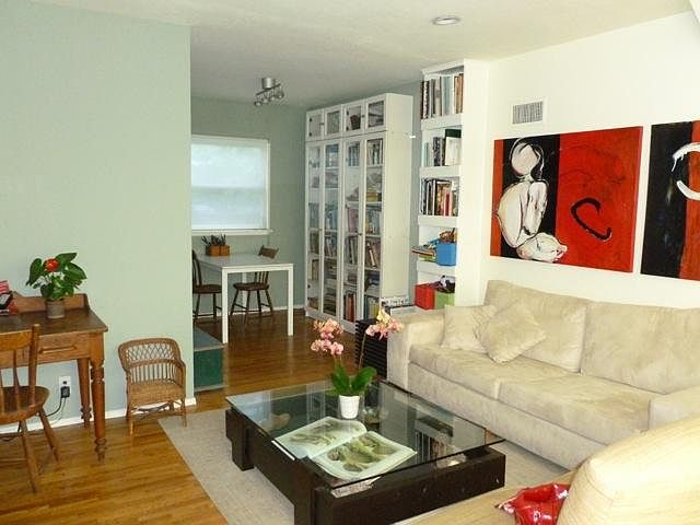 1st image of 1218 Cabrillo Ave #1/2