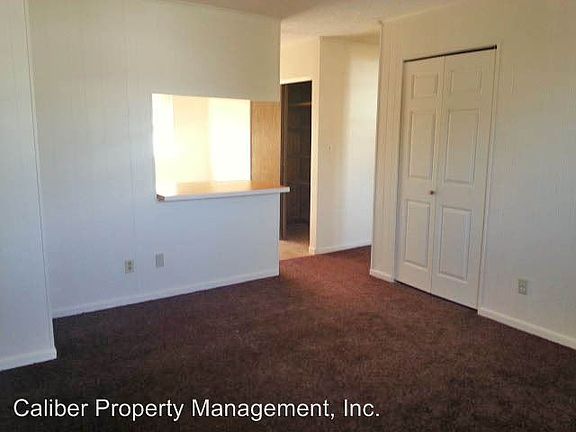 5th image of 1619 N Grand Ave APT A
