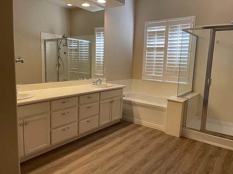 1200 Landover Ct — Photo 4