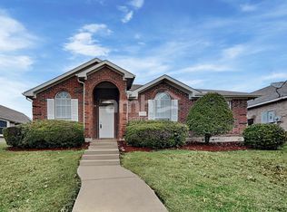 4205 Crystal Ln, Garland, TX 75043