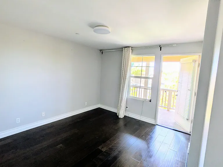 1401 University Cir — Photo 27