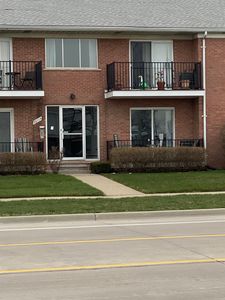32125 Beaconsfield St #13, Roseville, MI, 48066