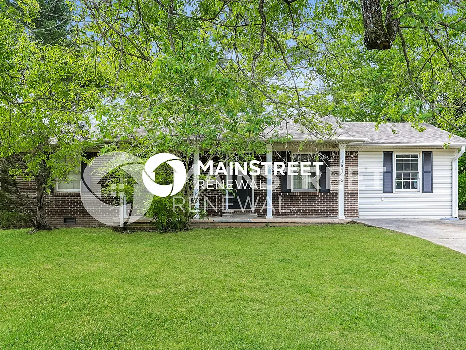 454 Roxbury Dr