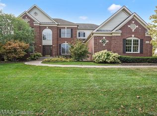 26455 Glenwood Dr, Novi, MI