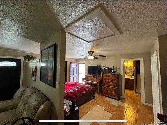 3rd image of 103 Bernice Dr #A