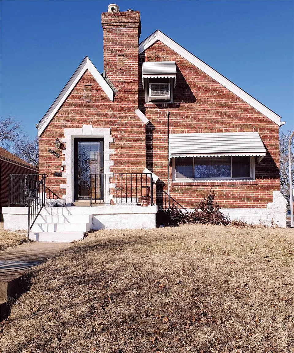 8821 Goodfellow Blvd photo 1