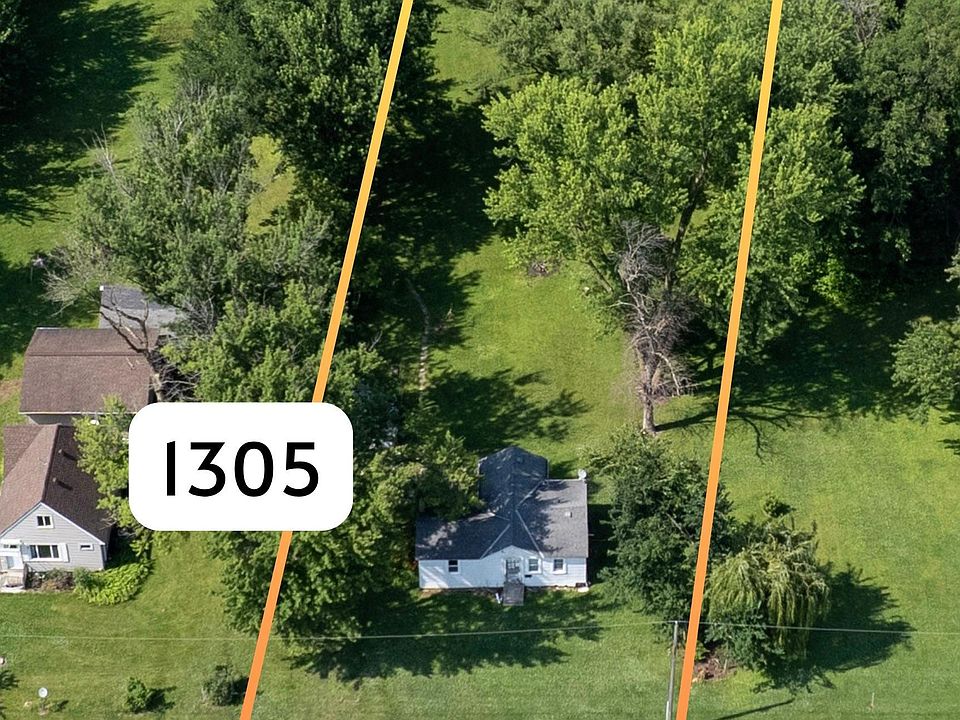 1st image of 1305 28th Ave NE