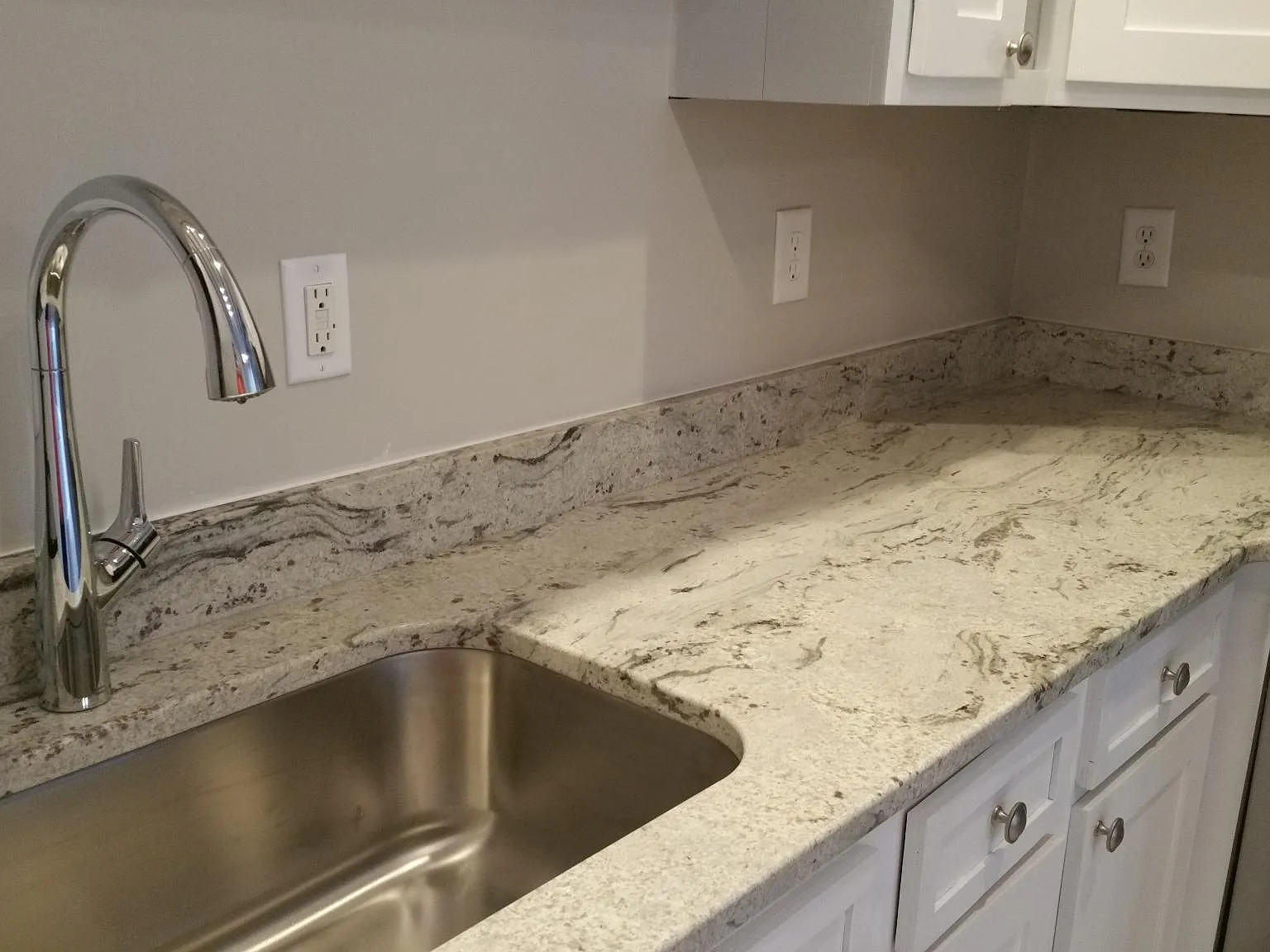 2 bed, 725 sqft, $3,250 — Photo 4