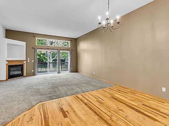 2394 Beech St W — Photo 3