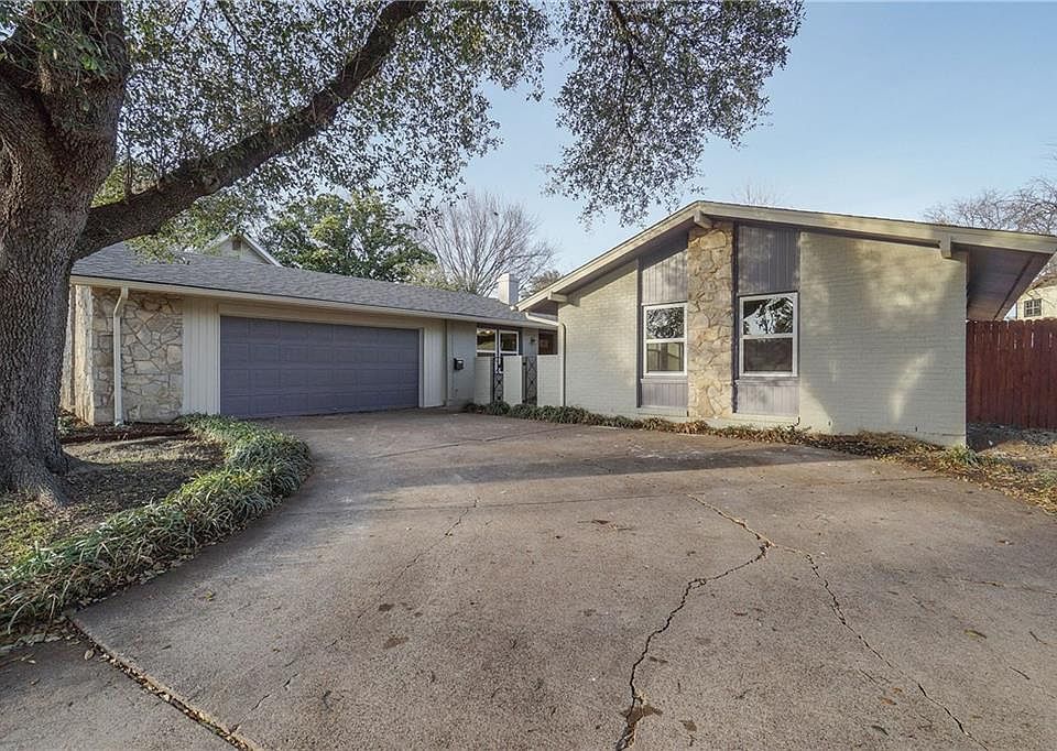 1st image of 502 Sage Valley Dr