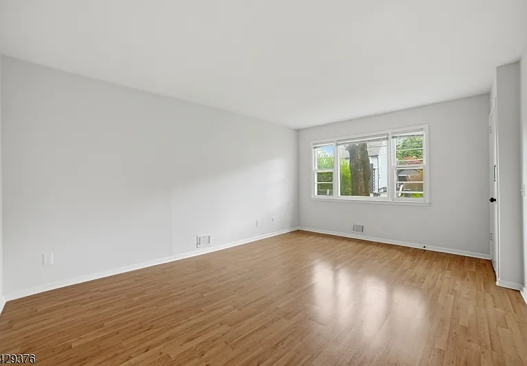 59 Bernards Ave #A — Photo 6