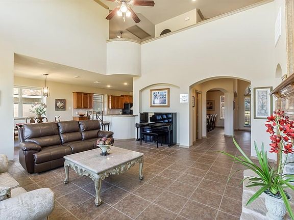 4th image of 1580 Coastal Dr