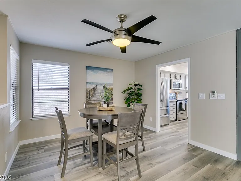 2587 Swan Ln — Photo 13