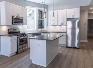 3052 N Lincoln Ave APT 3F, Chicago, IL 60657