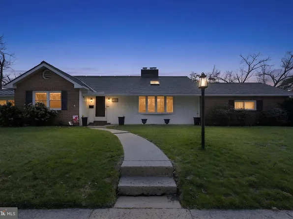 506 Arch St, Delran, NJ 08075