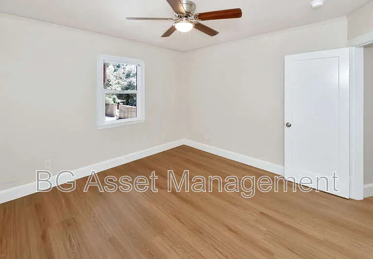 2801 Sabral Cir — Photo 17