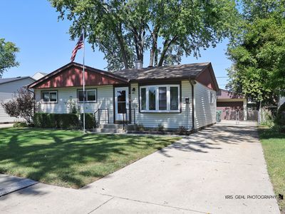 934 N Norman Ln, Wheeling, IL, 60090
