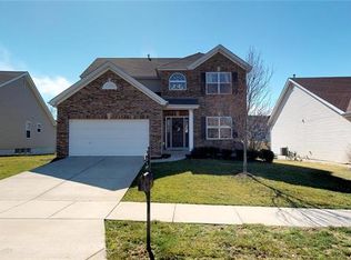 5510 Emerald Ridge Dr, Saint Charles, MO 63304