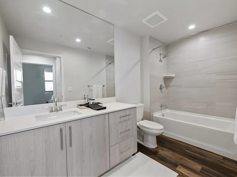 The Skylar — Photo 14